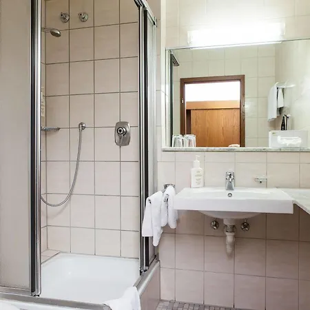 Lamm Szálloda Ostfildern