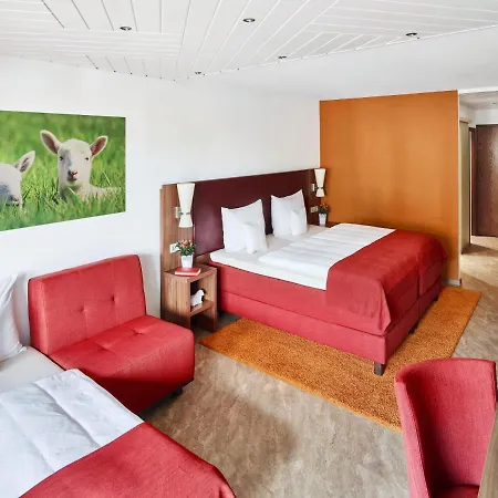 Lamm Hotell 3*
