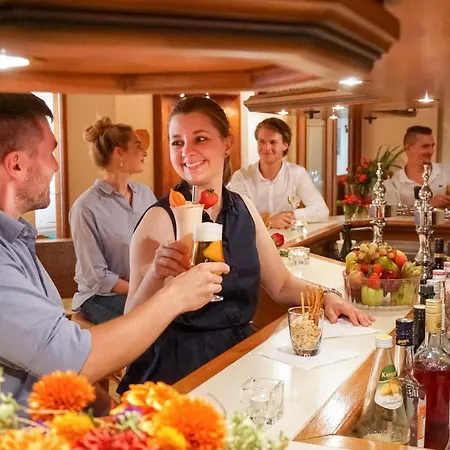 ラム 3* オストフィルダーン