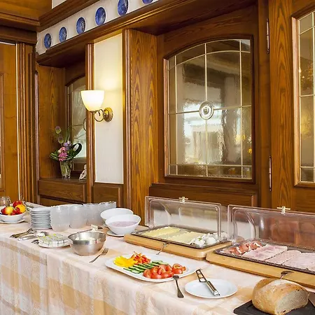 Hotell Lamm 3*